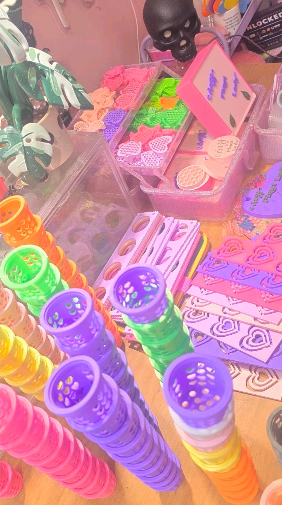 3D Printed Small Self-Watering Inserts 💕🌈🪴